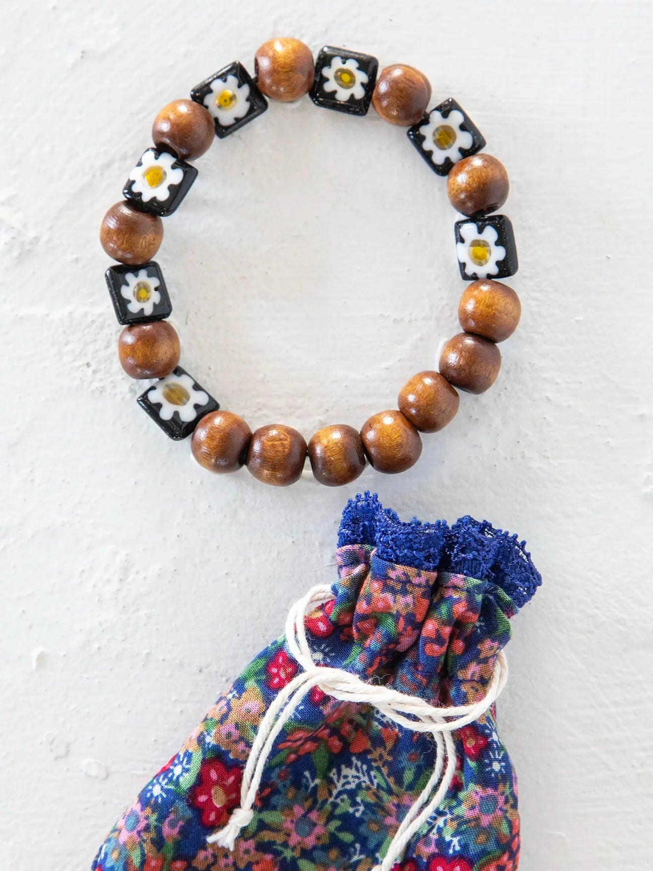 Millefiori & Wood Beaded Bracelet - Black