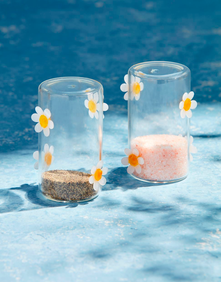 Daisy Salt & Pepper Set