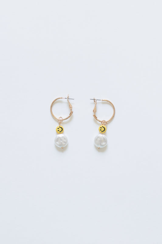 Smiley Pearl Dangle Hoops